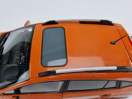 Subaru  - XV 2014 sunshine orange - 1:18 - SunStar - 5571 - sun5571 | The Diecast Company