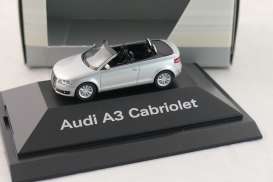 Audi  - A3 Cabriolet 2008 silver - 1:87 - Audi - 5010803312 - Audi5010803312 | The Diecast Company